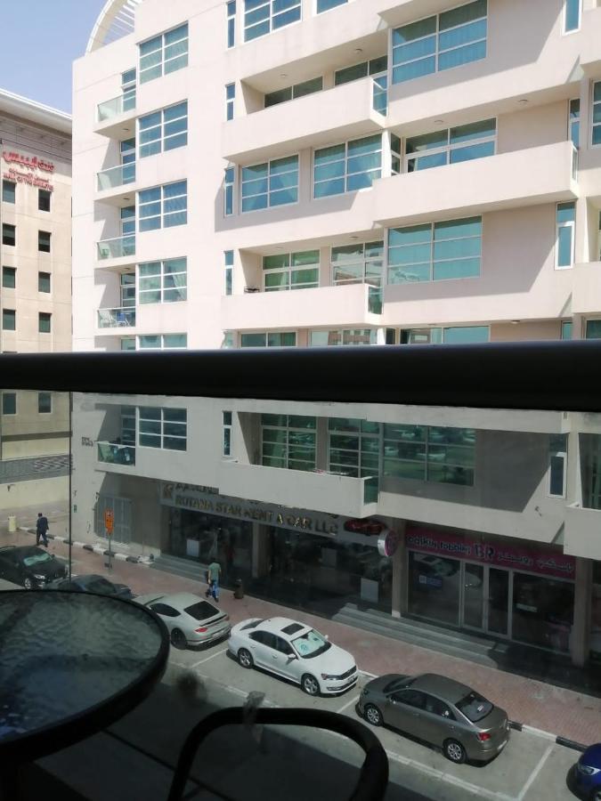 Albarsha 1 Hostel By Phm Dubai Ngoại thất bức ảnh